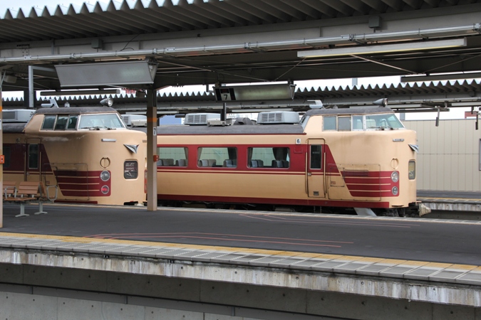 485・489系から変じた183系直流特急形電車「B編成（6）こうの